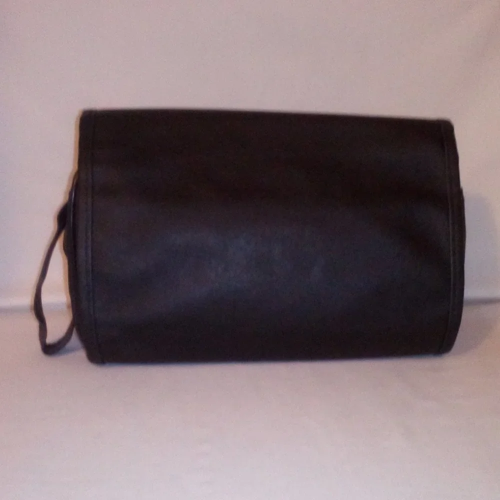 Travel Bag and Grooming: Brush, Razors, Foam, Deorderant, Floss & More. New
